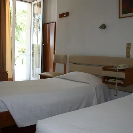 Hotel Residencial Terminus Lisbona